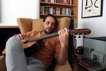 António Zambujo casou-se com Maria Luiza Jobim, cantora brasileira e filha de Tom Jobim