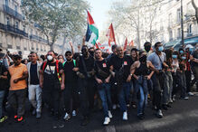 Protesto contra medidas de austeridade em Paris, com feridos e detidos