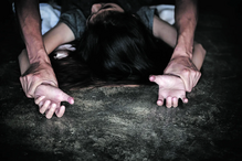 “Tentou enforcar-me, pensei que ia morrer': vítima de violência doméstica relata drama