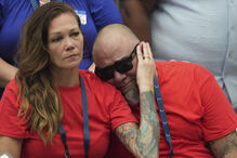 Luto e consternação marcam cerimónias em memória de Charlie Kirk