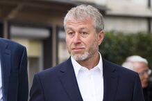 Governo do Reino Unido obriga Abramovich a transferir 2,8 mil milhões de euros da venda do Chelsea para a Ucrânia