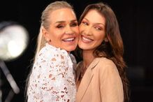 Mãe de Bella Hadid emociona-se com luta da filha contra doença de Lyme