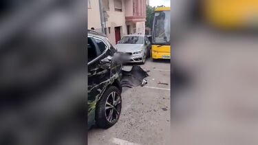 Autocarro desgovernado atinge 14 viaturas em Odivelas