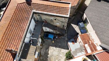 "Não saio porque não tenho para onde ir": O pandemónio que se abateu sobre a Vila Boa Alma