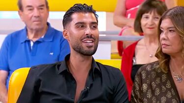  “Houve sim pedido de casamento e também houve anel”, revelou Léo Caeiro