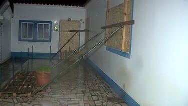 Mais de 32 moradores do Faial foram aconselhados a abandonar as casas próximas do mar devido ao ciclone Gabrielle