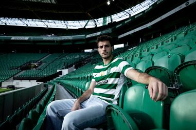 Fotis Ioannidis assina pelo Sporting CP vindo do Panathinaikos