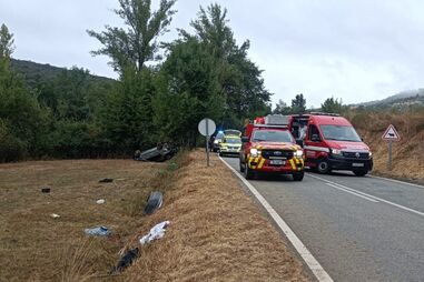 Homem gravemente ferido em despiste e capotamento de carro em Bragança
