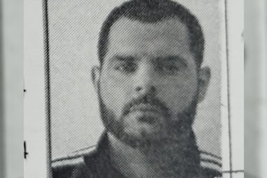 Dois homens tentaram entrar na prisão de Alcoentre para deixar objetos aos presos