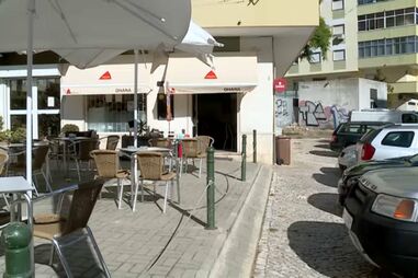 Dupla armada ataca café em Corroios e foge com 35 mil euros em ouro