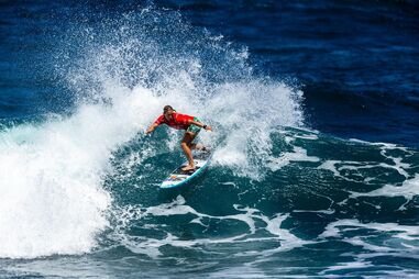 Portuguesa Yolanda Hopkins vice-campeã do Mundial ISA de surf