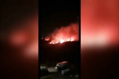 Incêndio deflagra em zona de mato na Tapada das Mercês  