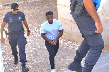 Telefone usado para falar com motorista de TVDE assassinada foi também usado com prostituta carbonizada 