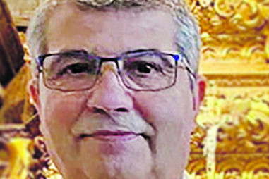 Padre de Foz Coa pede para ser filmado a masturbar-se