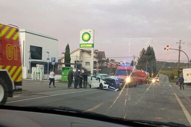 Quatro feridos em colisão entre carro e carrinha em Felgueiras. Há duas pessoas em estado grave