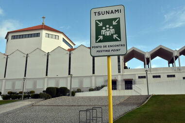 Sete sirenes vão alertar para tsunamis em Quarteira e Vilamoura