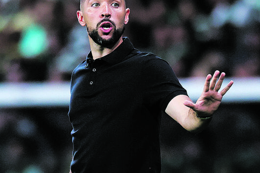 Francesco Farioli já conquistou o balneário do FC Porto