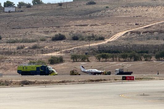 Pista do aeroporto de Porto Santo encerrada após incidente 