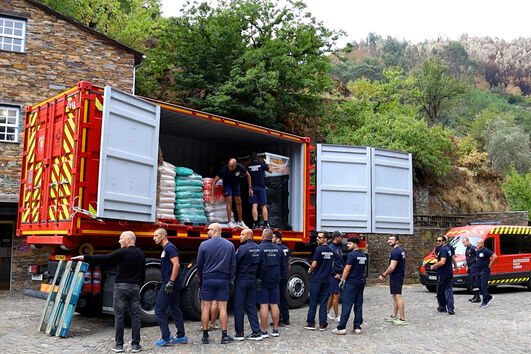 Bombeiros de Lisboa apoiam Piódão após incêndios