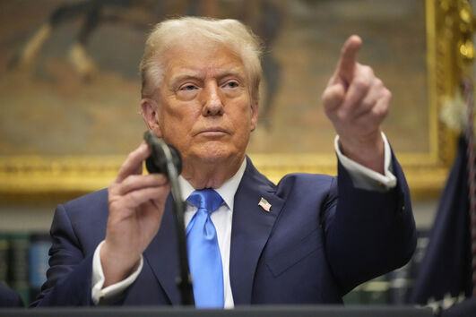 Vice-presidente dos EUA diz que Trump está 'impaciente' com Rússia 