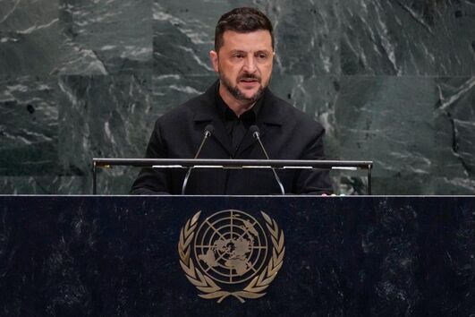 Zelensky denuncia peças americanas, alemãs e japonesas em 'drones' russos