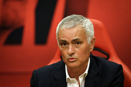 José Mourinho numa conferência