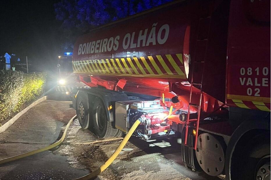 incêndio em anexo de habitação em olhão