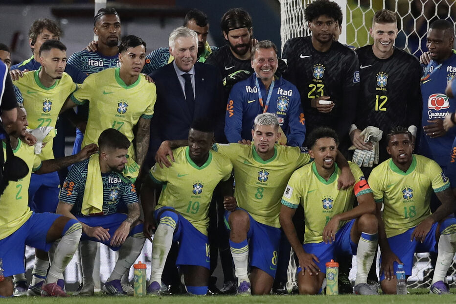 Seleção brasileira no final do jogo de qualificação para o Mundial 2026