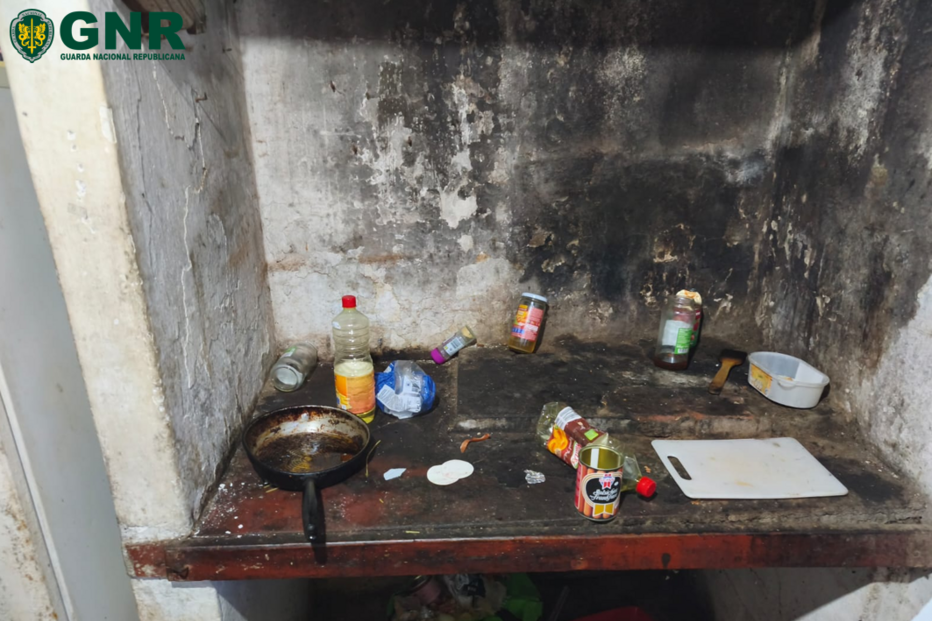 Imigrantes vivem em condições indignas no Cadaval