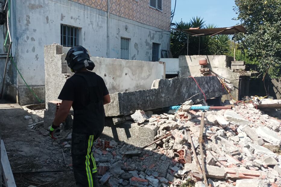 Trabalhador da construção civil morre esmagado por pedra em Braga