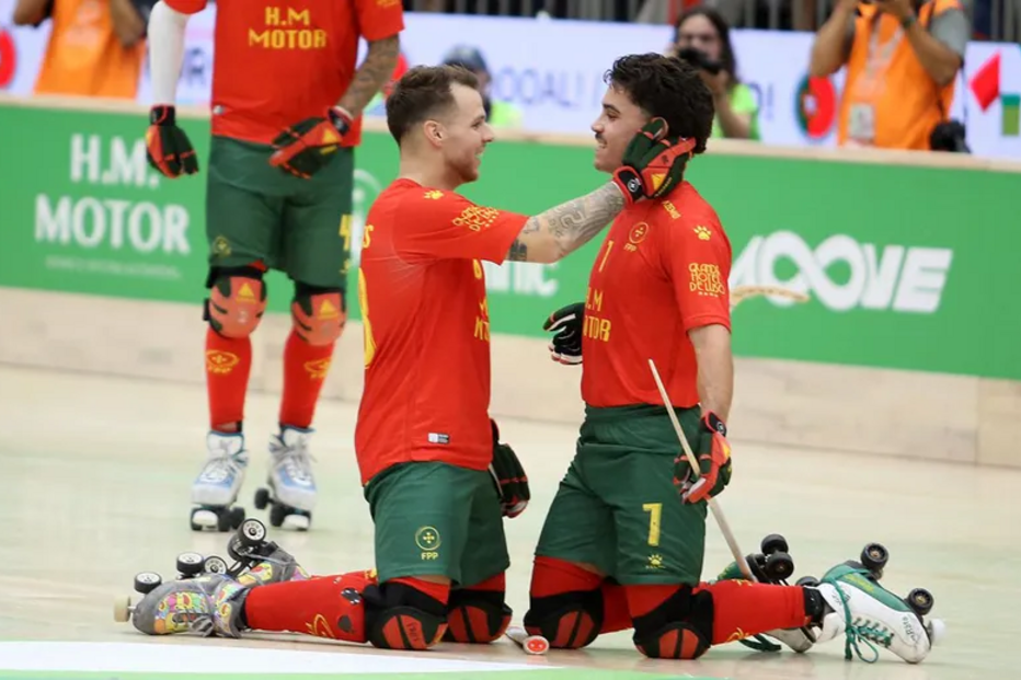 Portugal derrota Espanha nos penáltis e avança para a final do Europeu de Hóquei