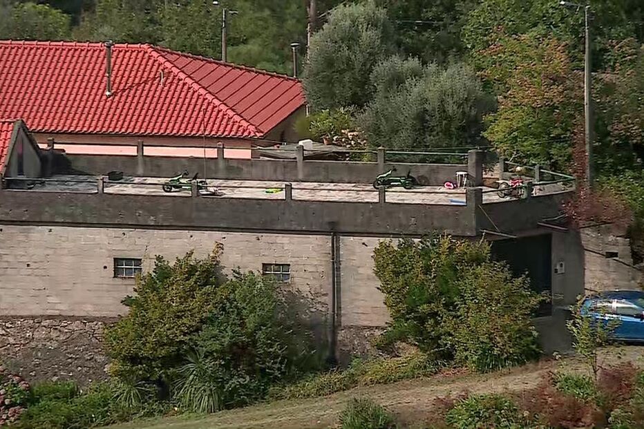 Pais encontram bebé morto com corda ao pescoço em Viana do Castelo