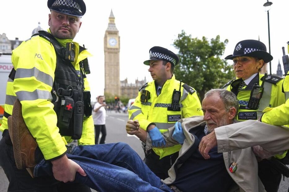 Polícia detém mais de 400 pessoas em Londres, durante protesto de apoio à Ação Palestina