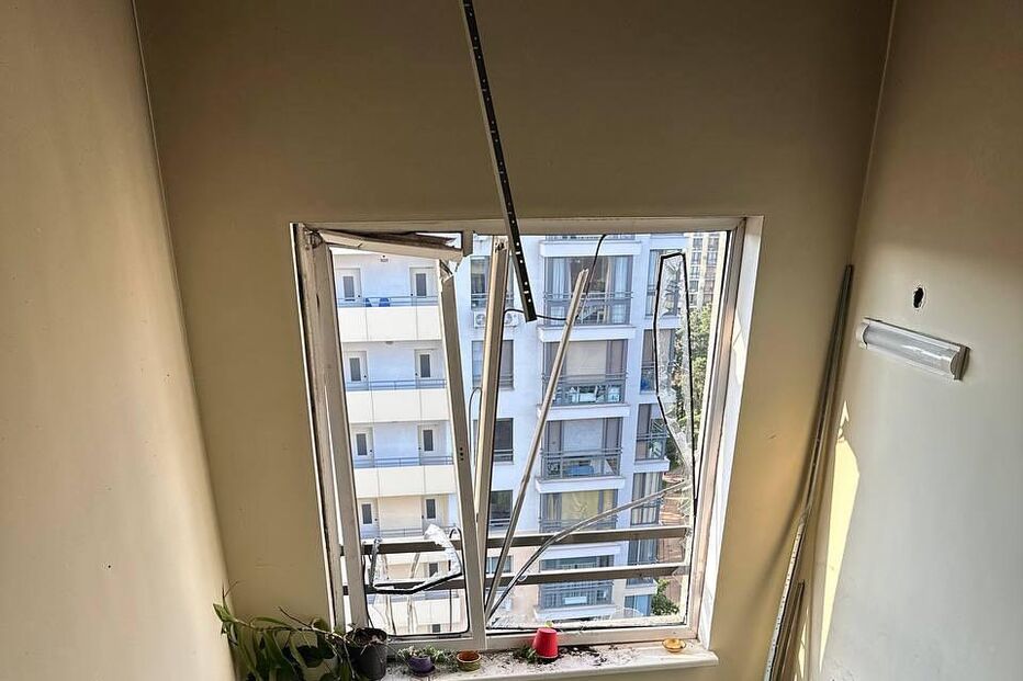 Prédio onde mora a família do jogador ucraniano foi atingido por um drone. Liza Sudakova mostrou nas redes sociais um vídeo com imagens de como ficou o interior da habitação