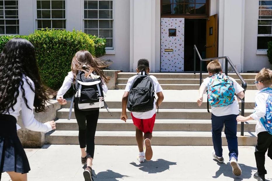 Início de ano escolar: filhos e pais vivem expetativa e desafios