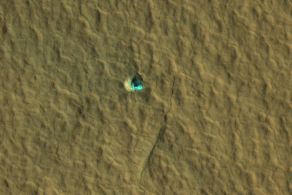 Gelo perene detetado nas planícies de Marte, perto do Polo Norte