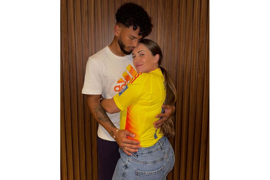 Carolina Rubia felicita Luís Suárez pelos quatro golos marcados pela Colômbia