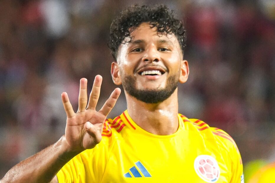 Luis Suárez celebrou com a família os quatro golos marcados pela Colômbia contra a Venezuela