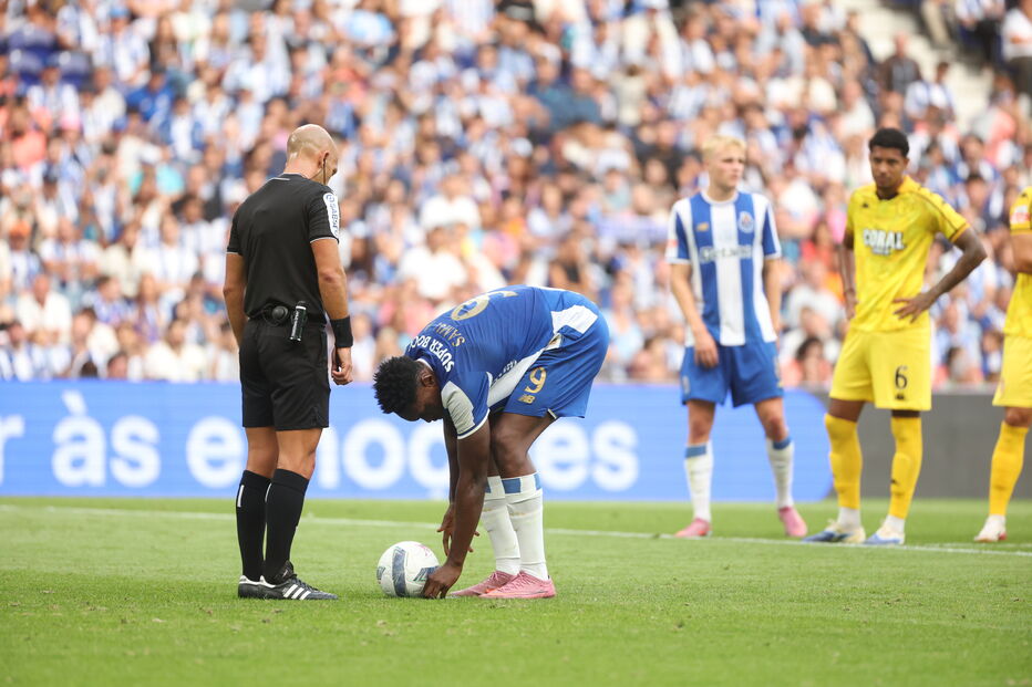 Samu marca para o FC Porto contra o Nacional na Liga Portugal Betclic