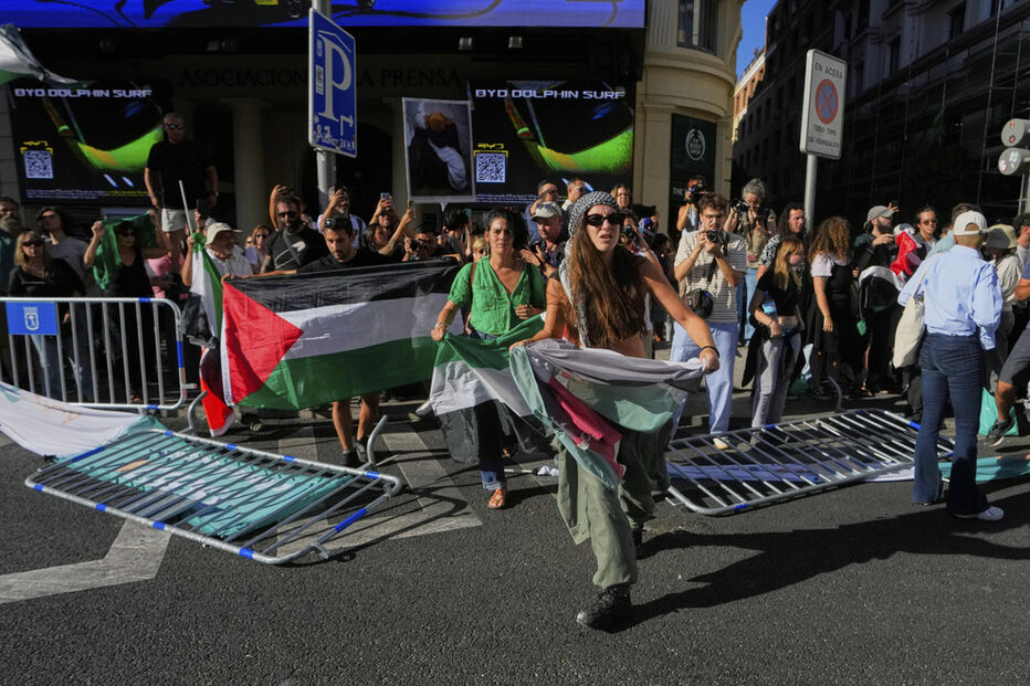 Manifestantes bloqueiam última etapa da Volta a Espanha
