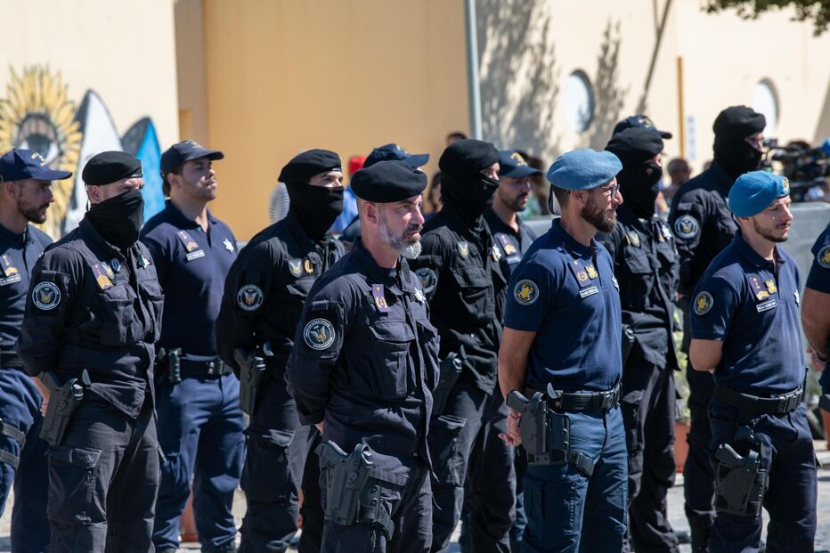 Polícias Marítimas celebram 106 anos em Sines com desfile e demonstração de meios