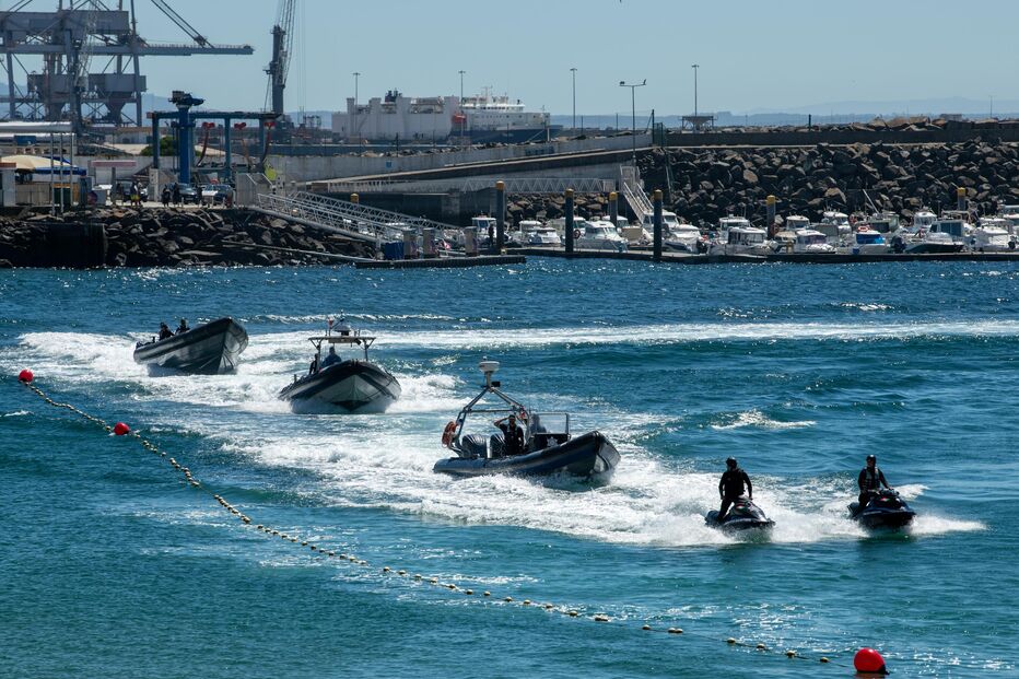 Polícia Marítima celebra 106 anos em Sines com demonstração de meios