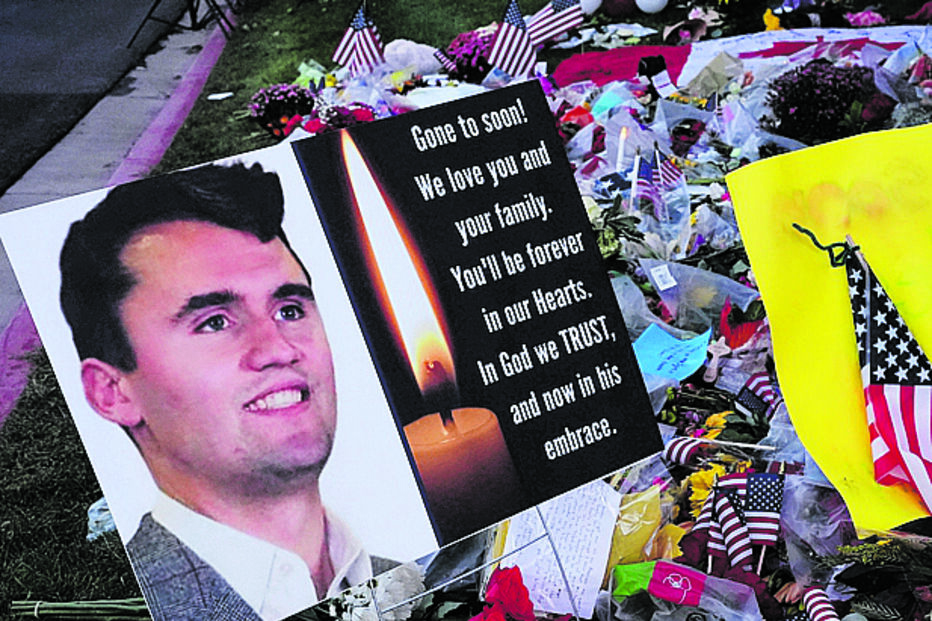 Multiplicam-se  as vigílias  e homenagens  a Charlie Kirk