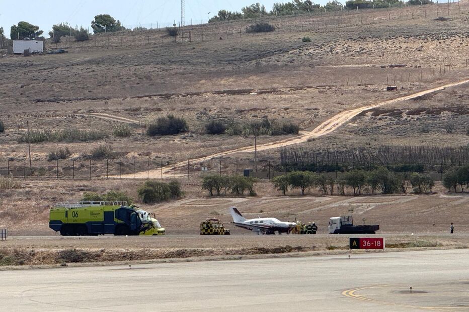 Pista do aeroporto de Porto Santo encerrada após incidente 