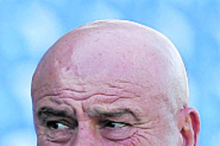 José Mota sai do AVS