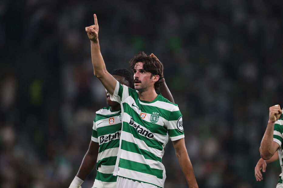 Trincão marca pelo Sporting contra o Kairat na Liga dos Campeões