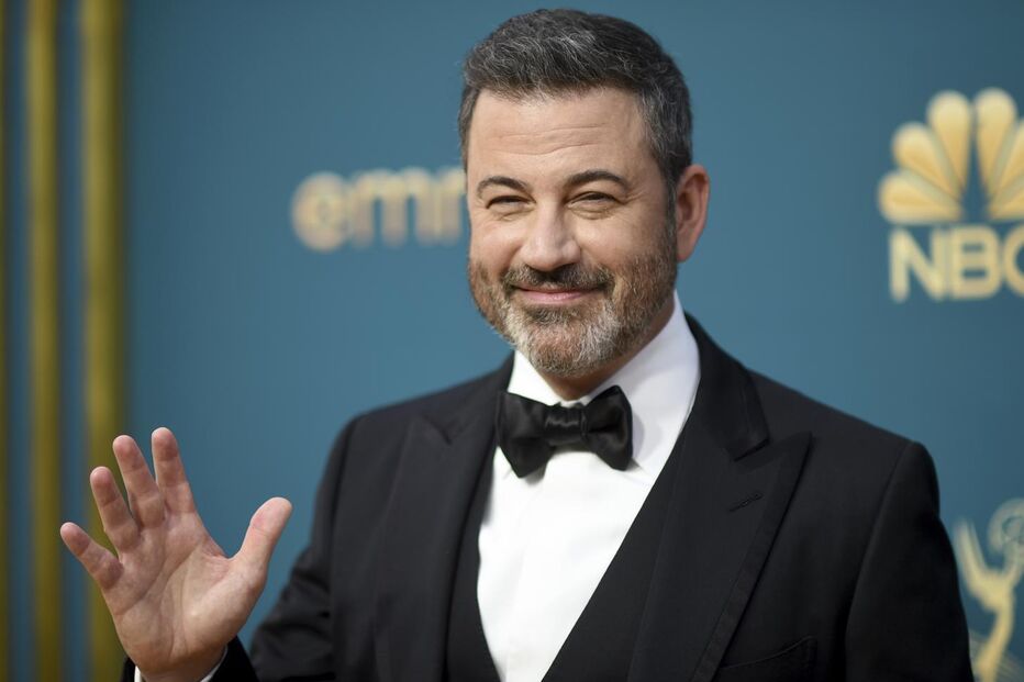 Jimmy Kimmel sorri num evento da NBC