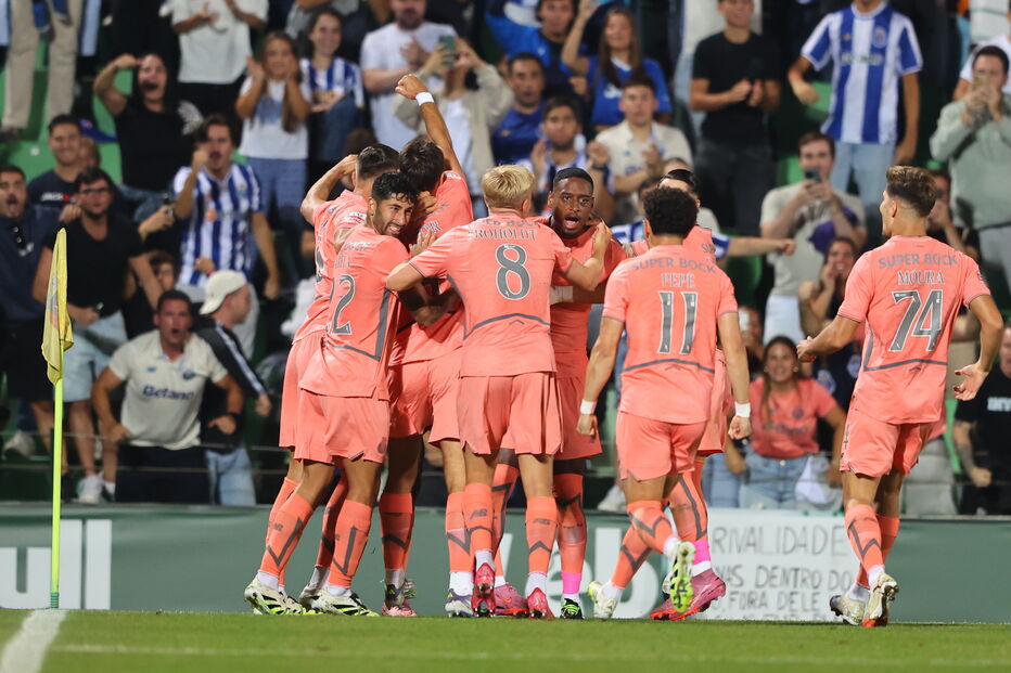 FC Porto vence Rio Ave com Samu a marcar e equipa em festa