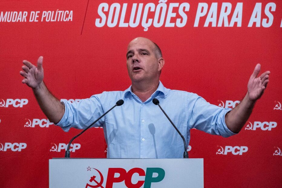 Paulo Raimundo defende investimento para a habitação em Santarém