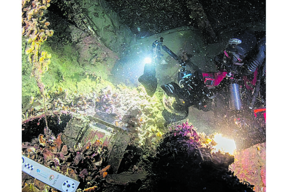 Mergulhadores procuram, a 120 metros de profundidade, objetos do Britannic